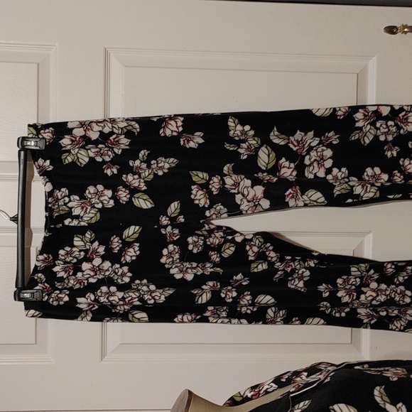 🌸Nicole Miller Pajamas - Picture 8 of 13